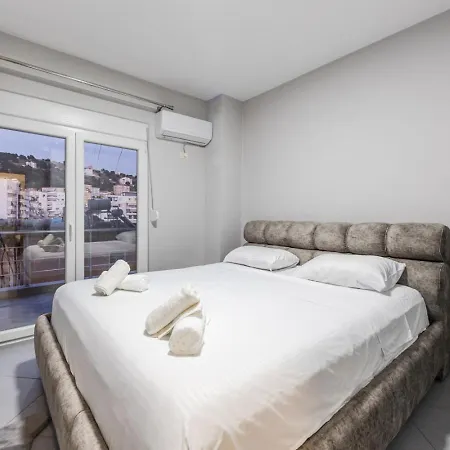 Seaview By Pikhost Apartment *