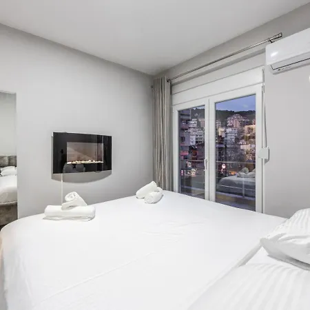 Apartment Seaview By Pikhost Sarande